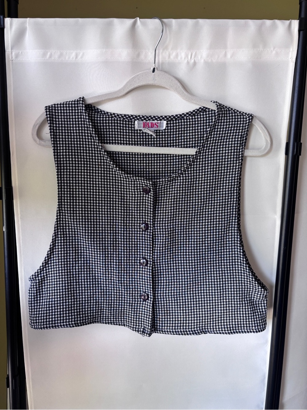 Vintage 90s Fads Gingham Button-Front Crop Top - Black & White